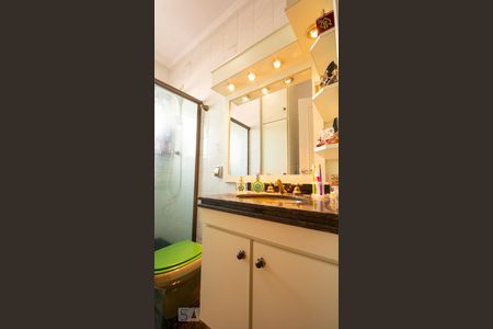 Banheiro da Suíte de casa para alugar com 3 quartos, 115m² em Vila Prudente, São Paulo