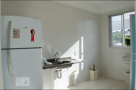 Cozinha de apartamento para alugar com 1 quarto, 47m² em Salgado Filho, Belo Horizonte