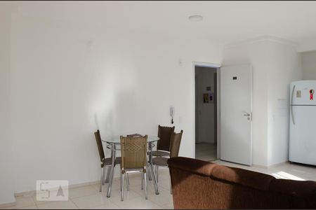 Sala de apartamento para alugar com 1 quarto, 47m² em Salgado Filho, Belo Horizonte