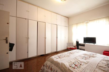 Quarto 1 de casa à venda com 3 quartos, 300m² em Vila Mariana, São Paulo