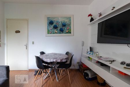 Sala de apartamento à venda com 2 quartos, 52m² em Jardim Roberto, Osasco