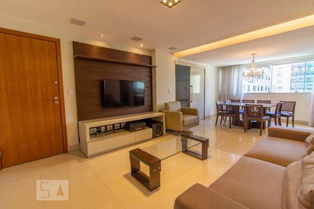 Sala de apartamento à venda com 2 quartos, 75m² em Lourdes, Belo Horizonte