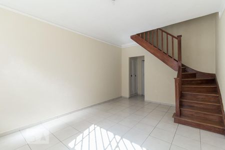 Sala de casa de condomínio para alugar com 2 quartos, 85m² em Vila Prudente, São Paulo