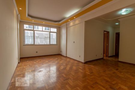 Apartamento à venda com 200m², 3 quartos e sem vagaSala