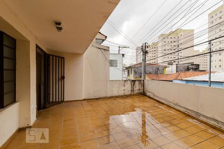 Sacada de casa para alugar com 5 quartos, 210m² em Vila das Mercês, São Paulo