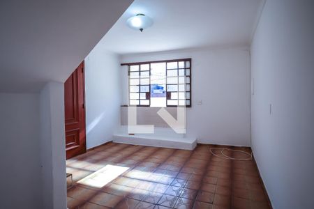 Casa 1: Sala 1 de casa para alugar com 5 quartos, 210m² em Vila das Mercês, São Paulo