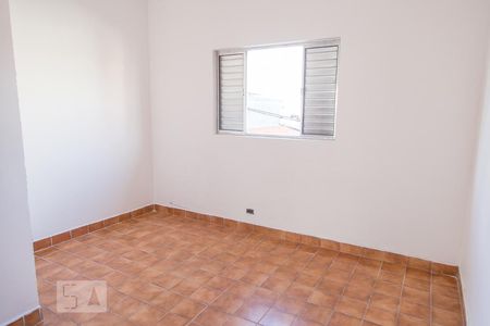 Quarto 1 de casa para alugar com 2 quartos, 80m² em Vila Santa Virginia, São Paulo