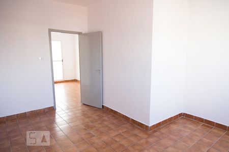 Quarto 1 de casa para alugar com 2 quartos, 80m² em Vila Santa Virginia, São Paulo