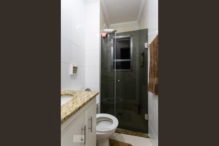 Apartamento à venda com 59m², 2 quartos e 2 vagas Apartamento à venda com 59m², 2 quartos e 2 vagasBanheiro da Suite