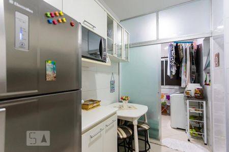 Apartamento à venda com 59m², 2 quartos e 2 vagas Apartamento à venda com 59m², 2 quartos e 2 vagasCozinha