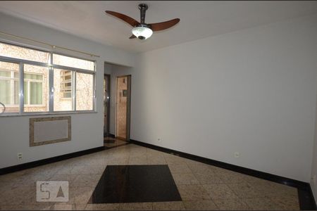 Sala de apartamento à venda com 2 quartos, 75m² em Penha Circular, Rio de Janeiro