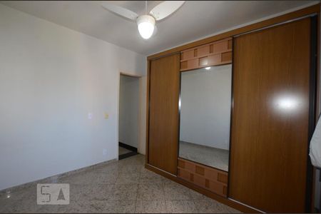 Quarto de apartamento à venda com 2 quartos, 75m² em Penha Circular, Rio de Janeiro