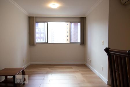 Sala de apartamento para alugar com 2 quartos, 72m² em Moema, São Paulo