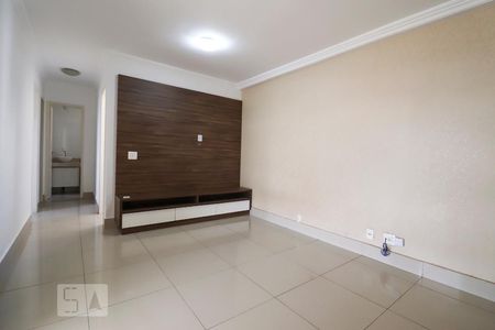 Sala de apartamento para alugar com 3 quartos, 78m² em Setor Faiçalville, Goiânia