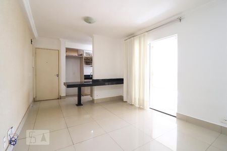 Sala de apartamento para alugar com 3 quartos, 78m² em Setor Faiçalville, Goiânia