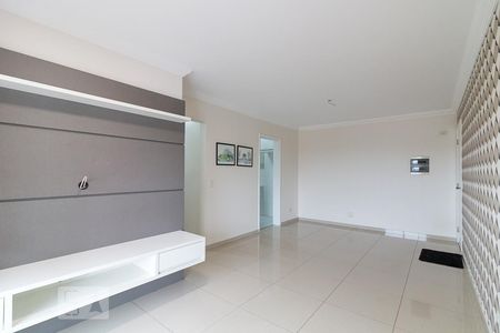 Sala de apartamento para alugar com 3 quartos, 92m² em Jardim Maia, Guarulhos