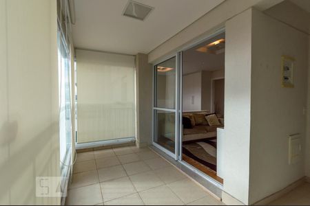 Varanda de kitnet/studio à venda com 1 quarto, 49m² em Vila Cordeiro, São Paulo