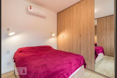 Dormitório2 de apartamento à venda com 2 quartos, 62m² em Teresópolis, Porto Alegre