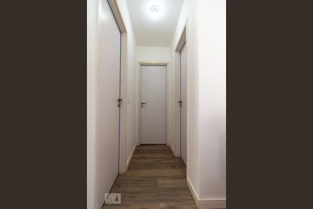 Corredor Quartos de apartamento à venda com 2 quartos, 62m² em Centro, Osasco