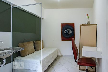 Sala de kitnet/studio para alugar com 1 quarto, 15m² em Cambuci, São Paulo