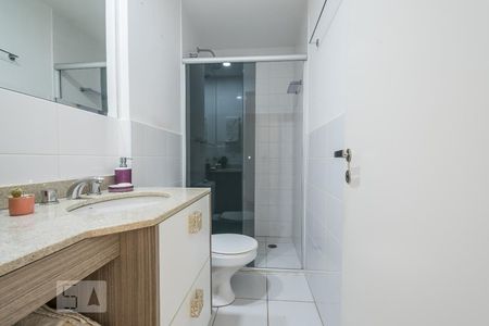 Banheiro 1 de apartamento à venda com 2 quartos, 63m² em Vila Arriete, São Paulo