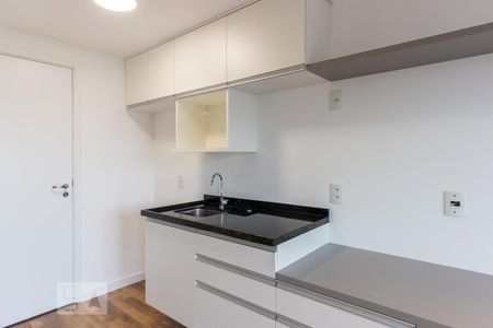 Cozinha de kitnet/studio à venda com 1 quarto, 30m² em Indianópolis, São Paulo