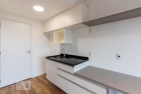 Cozinha de kitnet/studio à venda com 1 quarto, 30m² em Indianópolis, São Paulo