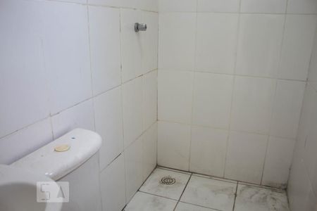 Banheiro do Quarto 1 de casa de condomínio para alugar com 2 quartos, 90m² em Vila Santa Clara, São Paulo