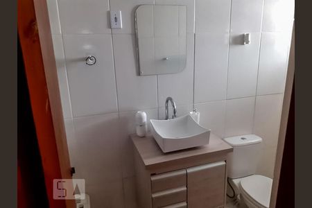 Banheiro - Quarto 1 - Suíte de casa de condomínio para alugar com 2 quartos, 100m² em Vila Nova Aparecida, Mogi das Cruzes