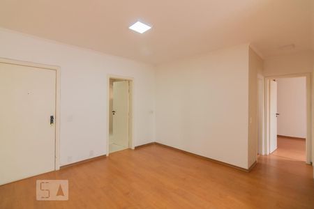 Sala de apartamento para alugar com 2 quartos, 80m² em Vila Olímpia, São Paulo