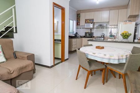 Sala de casa de condomínio à venda com 3 quartos, 82m² em Vila Esperança, São Paulo