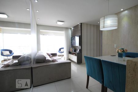 Sala de apartamento à venda com 3 quartos, 70m² em Cambuci, São Paulo