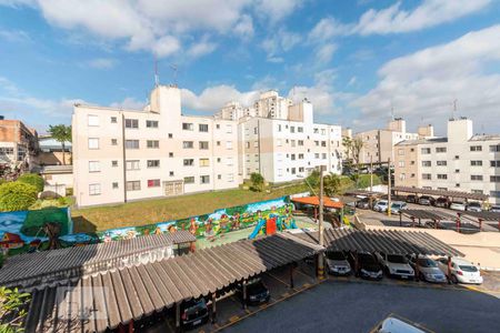 Vista Sala de apartamento à venda com 2 quartos, 56m² em Jardim Danfer, São Paulo