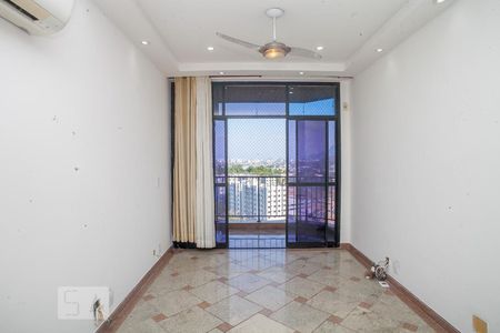 Sala de apartamento para alugar com 3 quartos, 86m² em Pechincha, Rio de Janeiro
