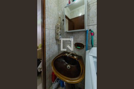 Banheiro  de apartamento à venda com 2 quartos, 52m² em Conjunto Habitacional Teotonio Vilela, São Paulo