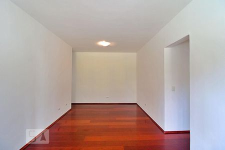 Sala de apartamento para alugar com 2 quartos, 69m² em Real Parque, São Paulo