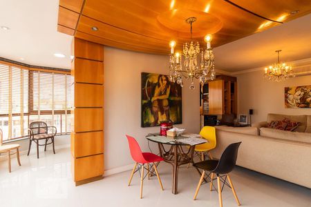 Sala de apartamento à venda com 3 quartos, 146m² em Auxiliadora, Porto Alegre