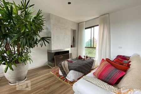 Sala de apartamento à venda com 4 quartos, 300m² em Vila Suzana, São Paulo