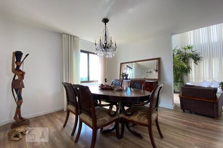 Sala de Jantar de apartamento à venda com 4 quartos, 300m² em Vila Suzana, São Paulo