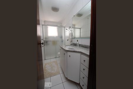 Banheiro da Suíte de apartamento à venda com 4 quartos, 244m² em Santana, São Paulo