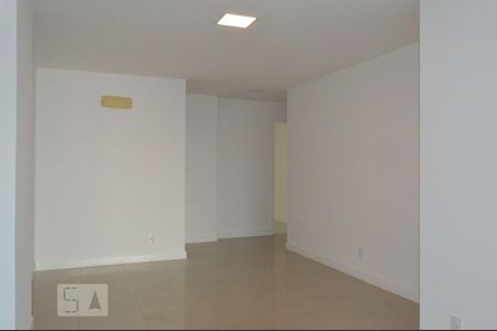 Sala de apartamento para alugar com 3 quartos, 120m² em Ingá, Niterói