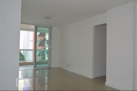 Sala de apartamento para alugar com 3 quartos, 120m² em Ingá, Niterói