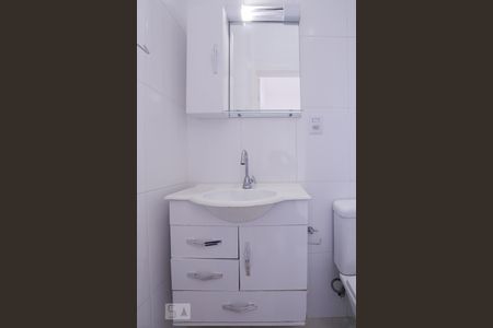 Banheiro Suíte de apartamento à venda com 4 quartos, 100m² em Perdizes, São Paulo