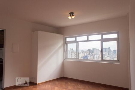 Sala de apartamento para alugar com 2 quartos, 60m² em Bela Vista, São Paulo