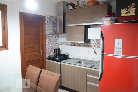 Cozinha de casa à venda com 3 quartos, 144m² em São José, Canoas