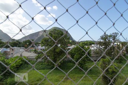 Vista da sala de apartamento para alugar com 2 quartos, 50m² em Vargem Pequena, Rio de Janeiro