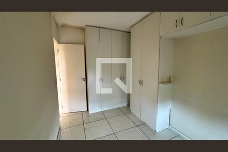 Quarto 2 de apartamento para alugar com 2 quartos, 50m² em Vargem Pequena, Rio de Janeiro