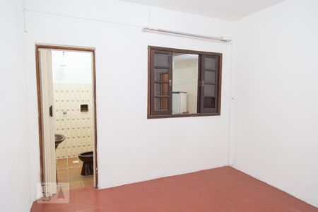 Quarto de casa para alugar com 1 quarto, 25m² em Vila Canero, São Paulo