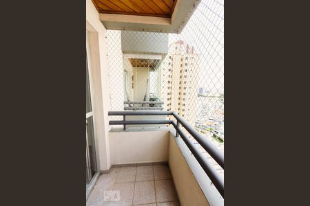 Varanda de apartamento para alugar com 3 quartos, 75m² em Santa Teresinha, São Paulo