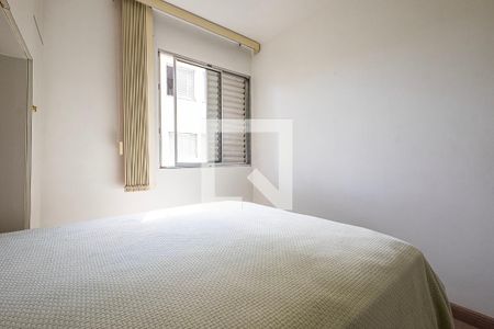 Quarto 1 de apartamento para alugar com 2 quartos, 66m² em Alto de Pinheiros, São Paulo